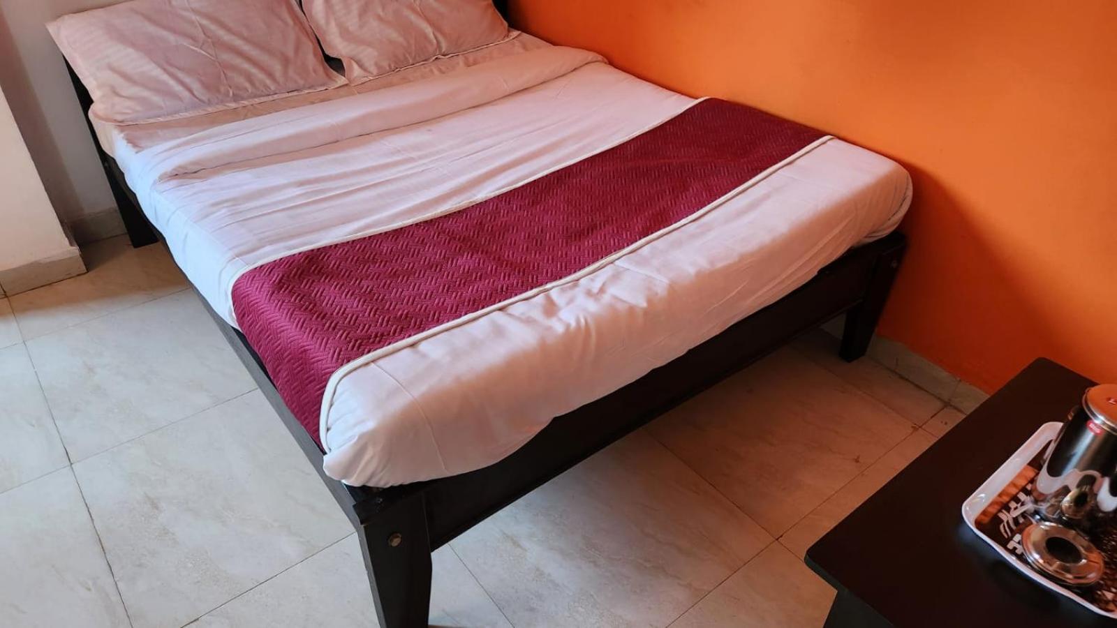Varaha Residency Hotell Mysore Exteriör bild